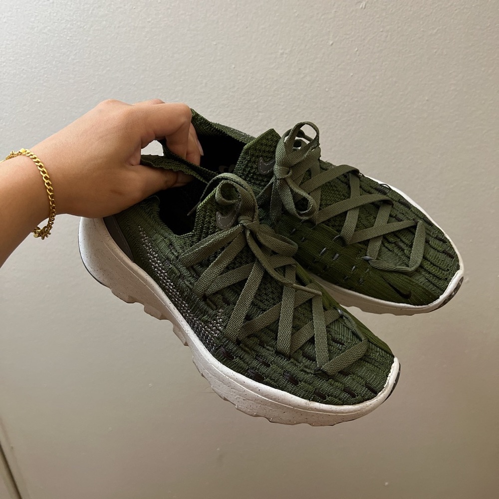Nike Space Hippie 04 Green size 6 Women